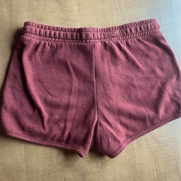Red Shorts (Ardenne’s) - Picture 2 of 3